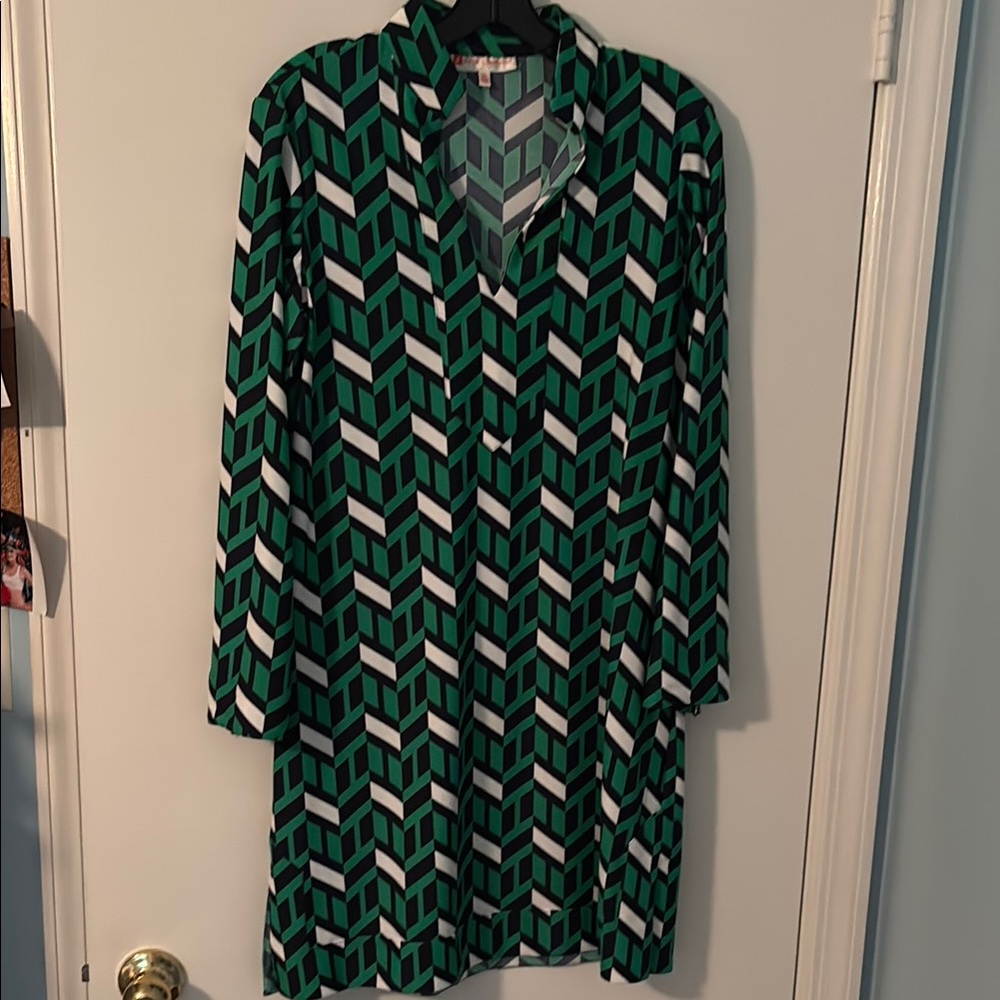 Jude Connally Green V-Neck Long Sleeve Dress